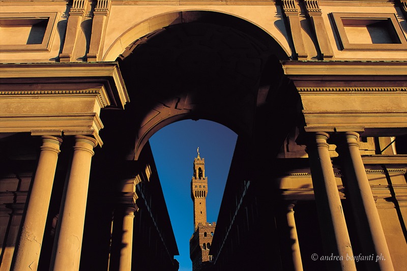 Visita guidata Firenze dei Musei con Isabelle - Loggiato Uffizi Firenze © Andrea Bonfanti photographer