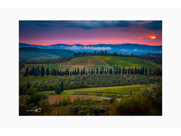 tramonto sui colli di castellina in chianti.jpg